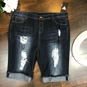Plus Sz Denim Distressed Dark Wash Stretch Shorts